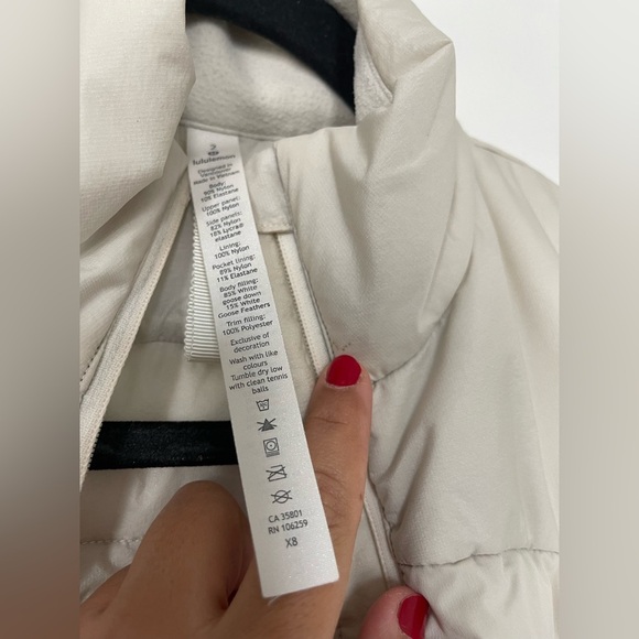 Lululemon down for it all vest - Picture 9 of 9